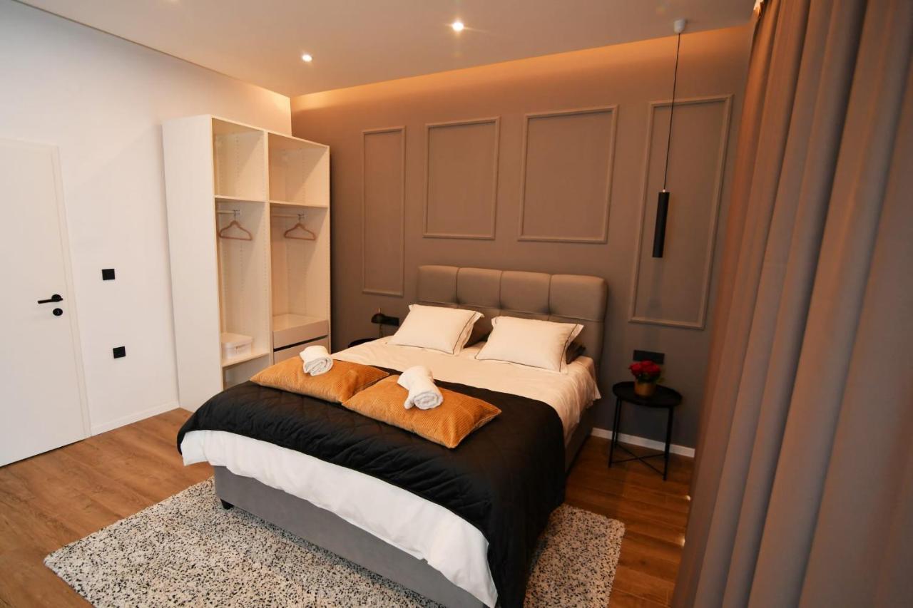 Nicole Apartment Rijeka Buitenkant foto