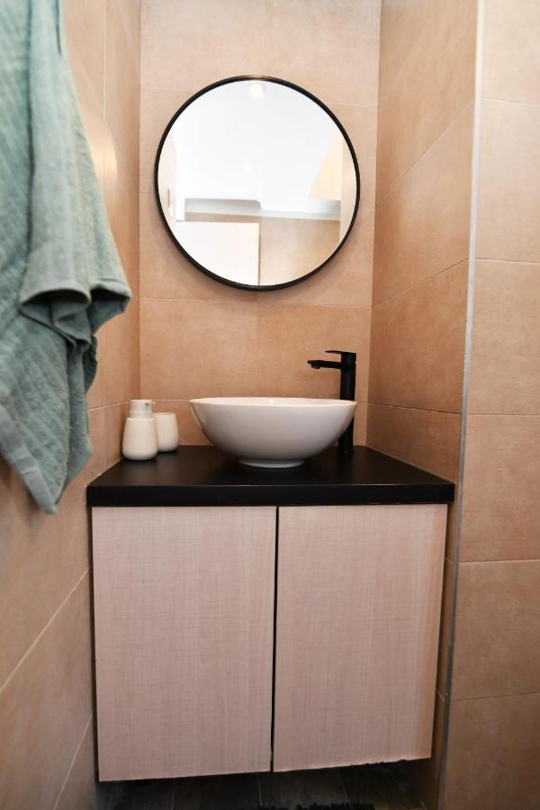 Nicole Apartment Rijeka Buitenkant foto